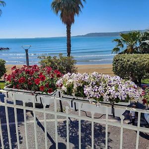 Aquamar Bed And Breakfast